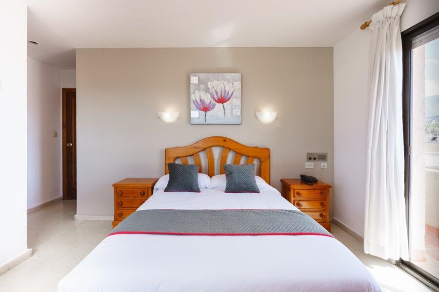 Oyo Hotel Costa Andaluza موتريل المظهر الخارجي الصورة